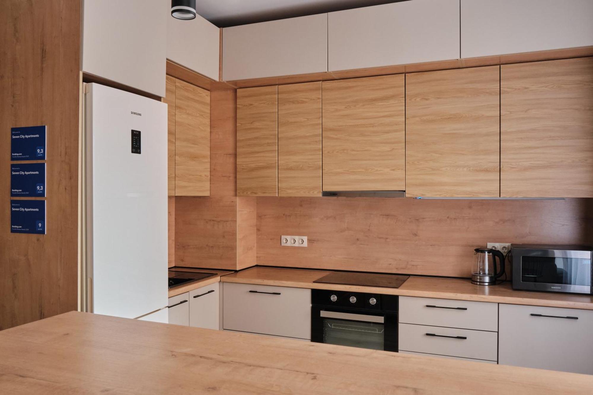 Seven City Apartments 塞米伊 外观 照片